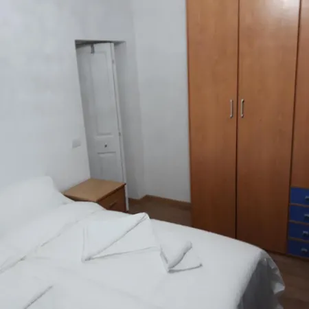 Parvis De Saint-gilles Apartment