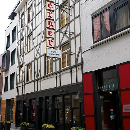 Latroupe Le Berger 3* Saint-Gilles