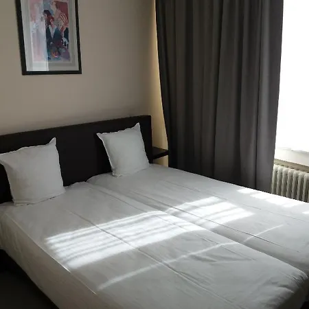 Slina Hotel 3*