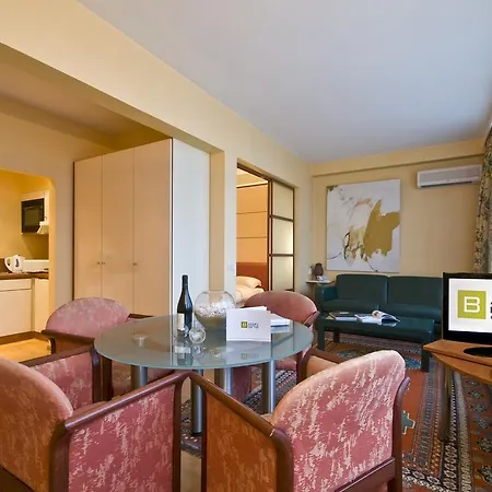 B-aparthotels Louise 3* Ixelles