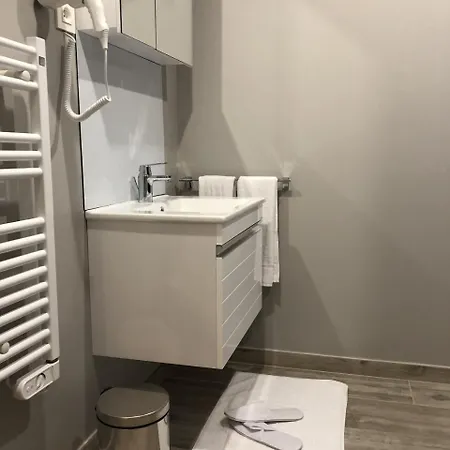 Flat Midi 33 Aparthotel 3*