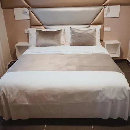 Onyx Expo Hotel 3*