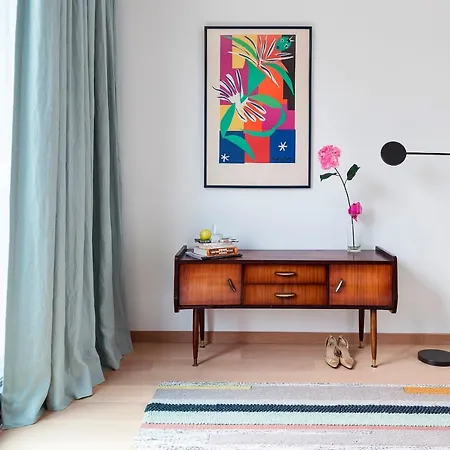 Unit 6 - Colorful Smart Triplex Private Garden & Parking Appartement Brussel