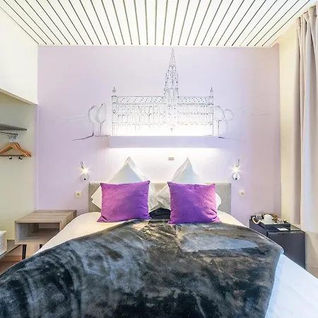 Hotel La Legende 3*