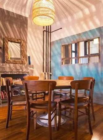 Smartflats - Manneken Pis *