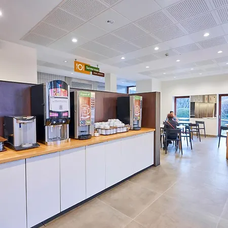 Hi Generation Europe Hostel