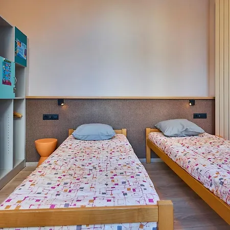 Auberge de jeunesse Hi Jacques Brel *
