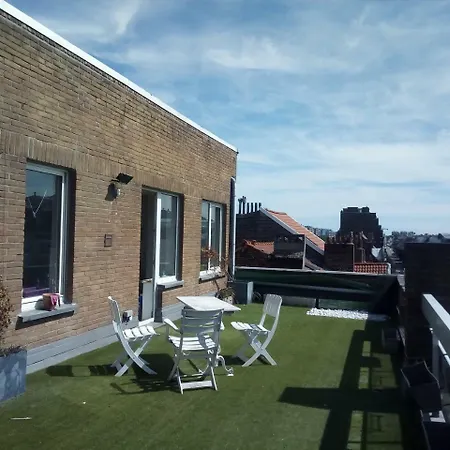 Penthouse Au Coeur D Ixelles Apartment
