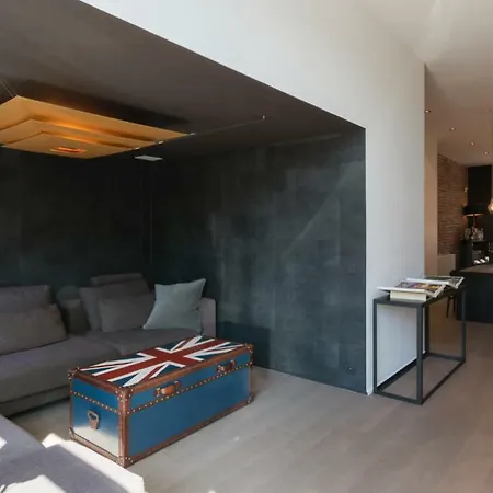 Apartment Flagey Terrace Design *