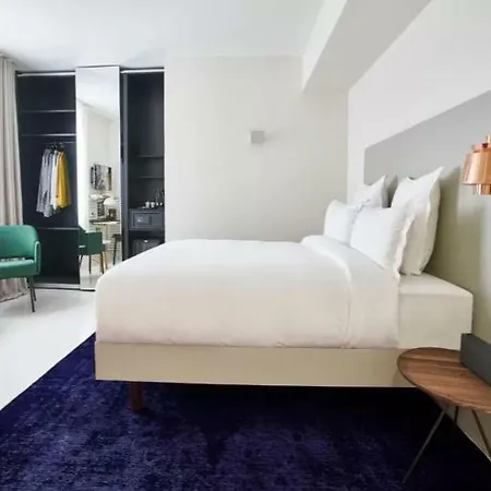 9hotel Sablon Hotell 4*