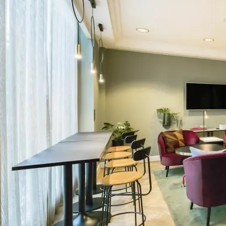 Hilton Grand Place 4* Bruksela