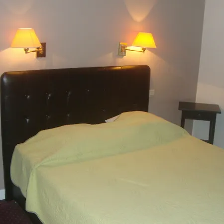 Отель Windsor 2*