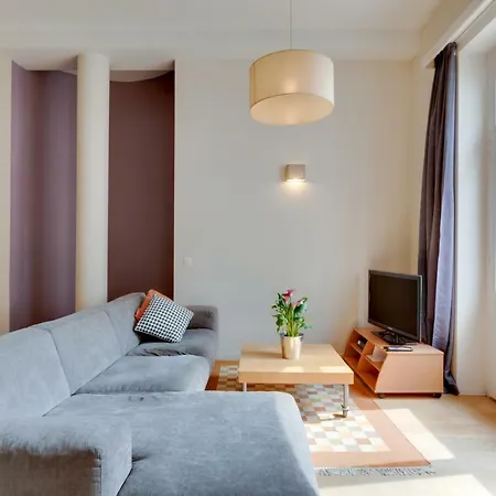 St Catherine Charming 1 Bedroom Central Daire