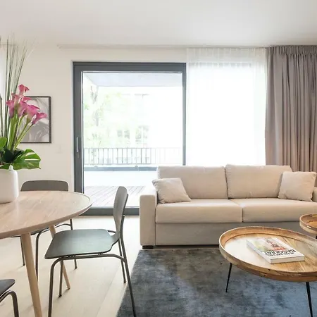 Artichic Apartment *