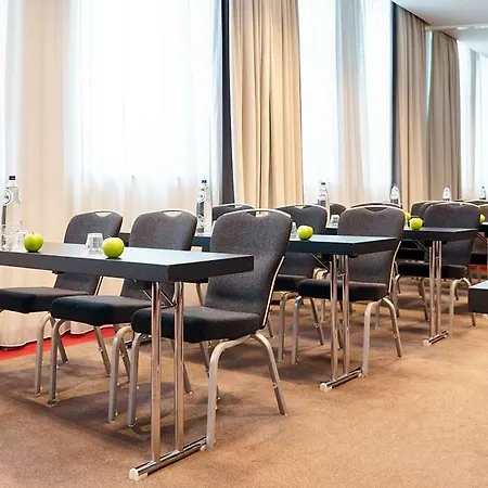 Park By Radisson Centre Midi 3* Brussels