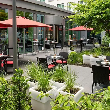 Hotel Park By Radisson Centre Midi 3*