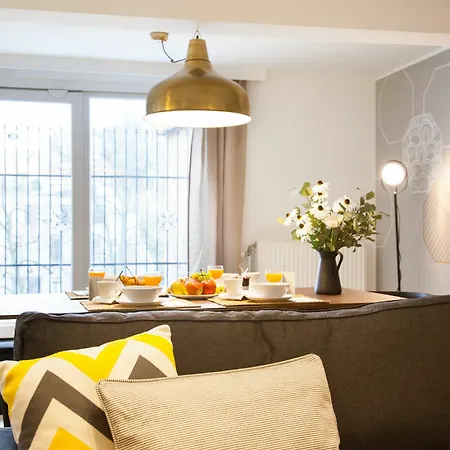 Sweet Apartments- Avenue Louise Apartment Brussels