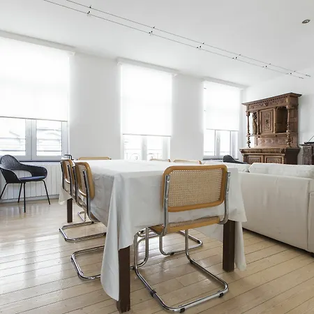 Stephanie Louise Appartement *