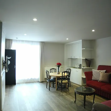 Aparthotel L'Impronta Aparthotel 4*
