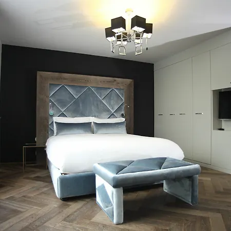 Aparthotel L'Impronta Aparthotel 4*