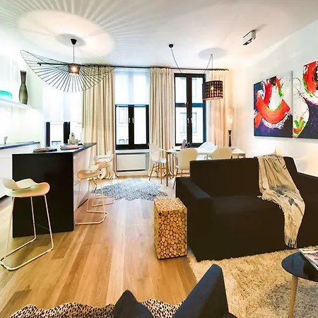 Charles Home - Grand Place Aparthotel Brüssel