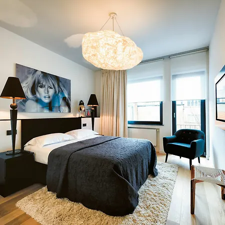 Charles - Grand Place 4* Brüsszel