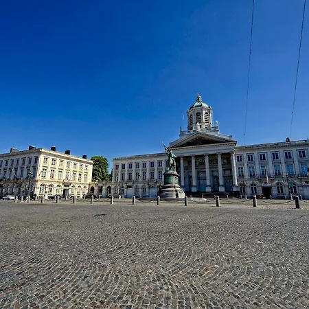 Charles - Grand Place Brüsszel