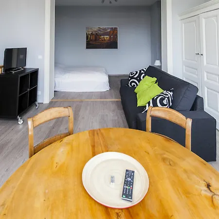 Schuman Square - Eu Apartman