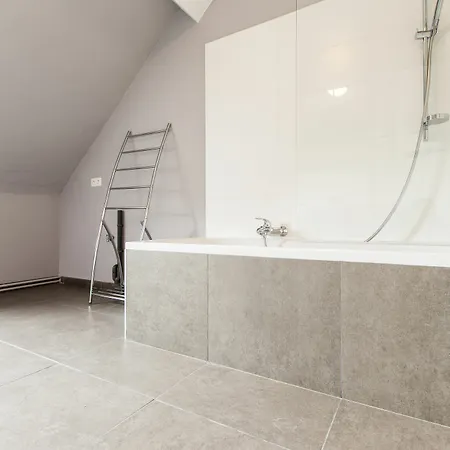 Schuman Square - Eu Apartman