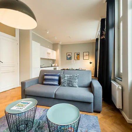 Smartflats Design - Grand-place Apartmanhotel 3*