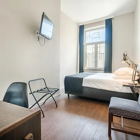 Le Quinze Grand Place Hotel 3*