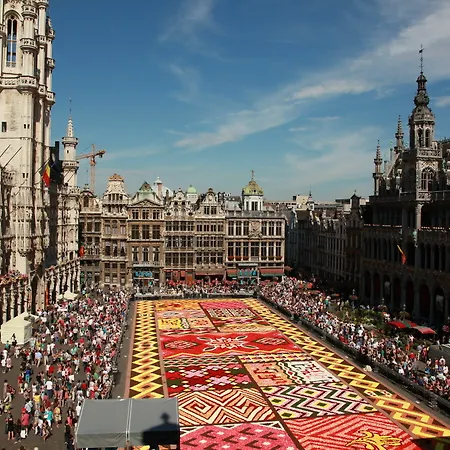 Le Quinze Grand Place
