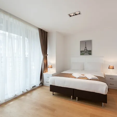 Regent 55 * Brüsszel