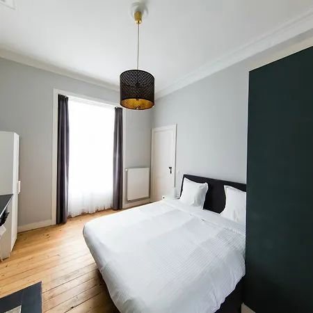 Aparthotel Urban Eu