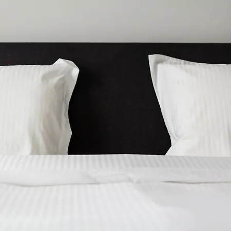 Apartmanhotel Urban Eu 2*