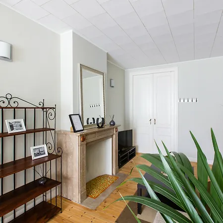 Urban Eu Aparthotel
