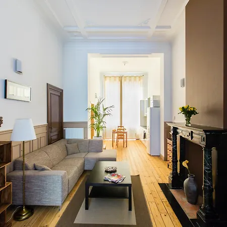 Aparthotel Urban Eu 2*