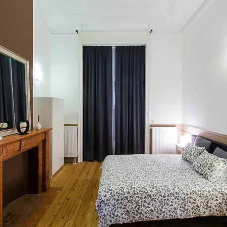 Aparthotel Urban Eu
