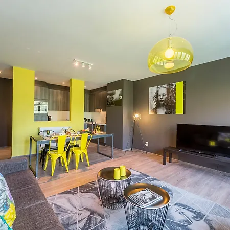 スマートフラッツ デザイン ベルレモン アパート *