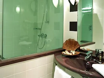 Mercure Brussels Airport 3*