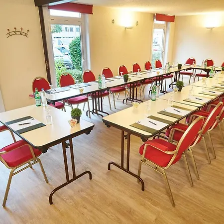 Hotel Dc & Restaurant Brussels South 3*