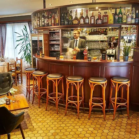 Dc & Restaurant Brussels South Hotel