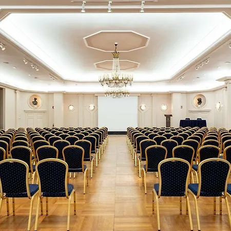 Hotel Metropole