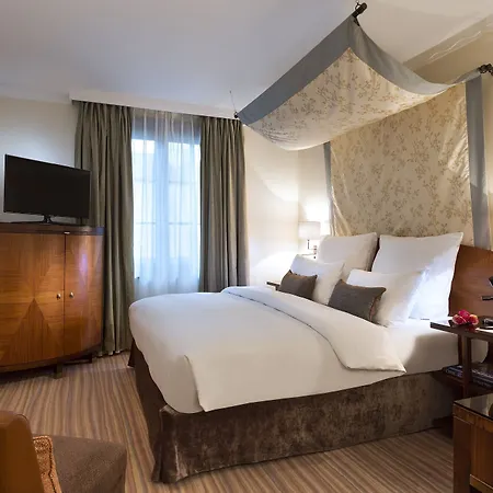 Hotel Warwick Grand-place 4*