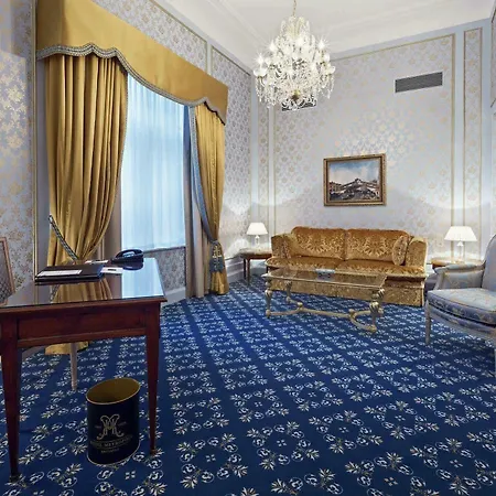 ホテル Metropole 5*