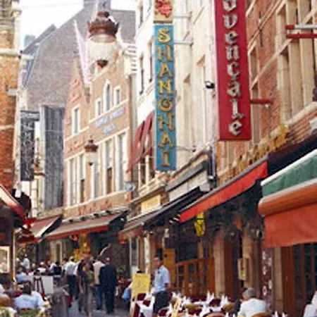 Floris Hotel Grand Place