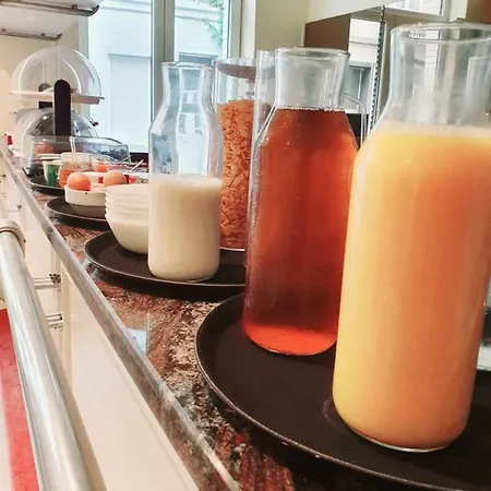 クイーン メアリー ホテル 3*