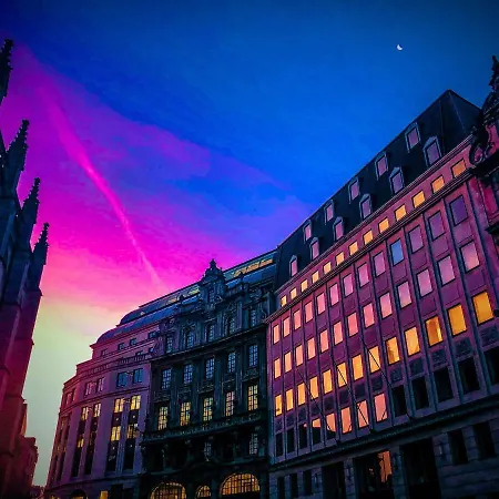 Madeleine Budget Grand Place Hotel Brussels