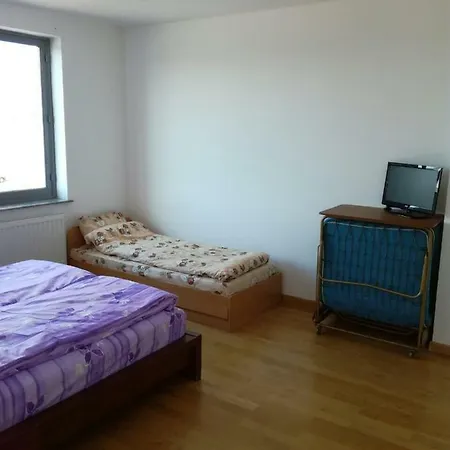Gasthuis George House 2*