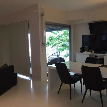 Beautiful Loft In The Center Of